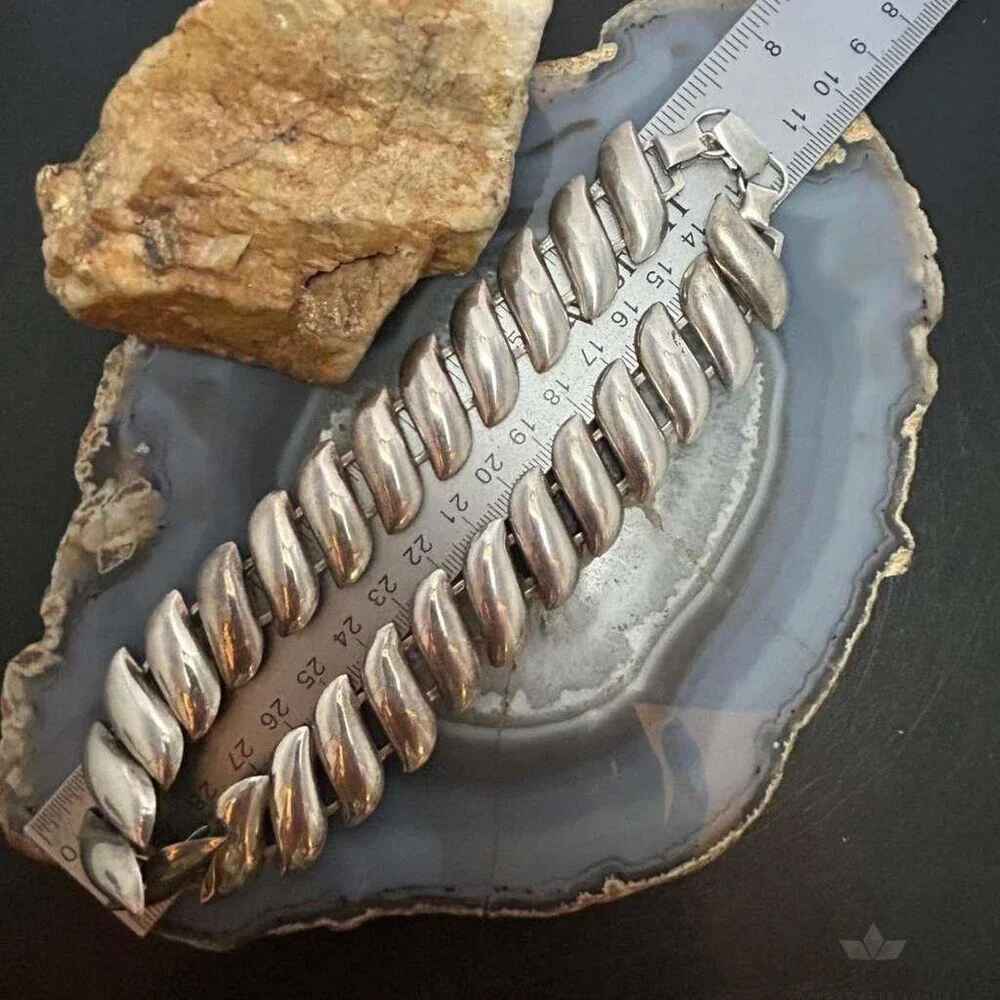 Vintage Sterling Silver Leaf Style 15
